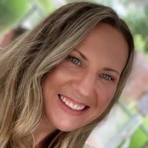 Meet your Posher, Dana